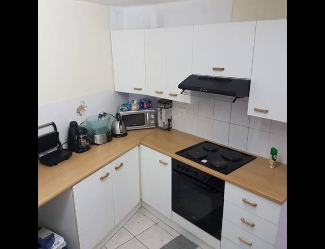 2 BEDROOM APARTMENT RENTED IN HUMEWOOD
